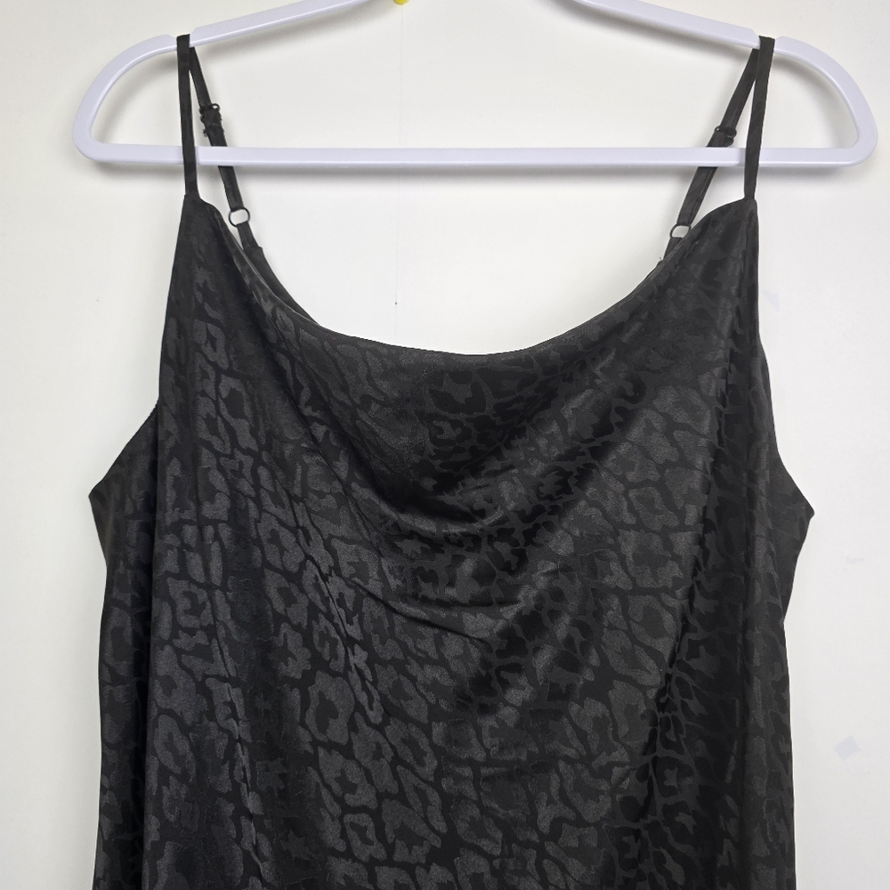 Emma & Michele Black Satin Midi Dress Sz L | Sleeveless Scoop Neck Elegant - Picture 4 of 7